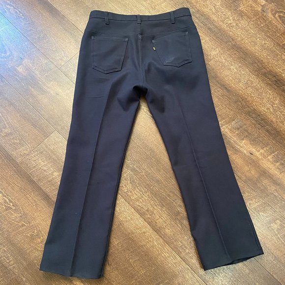 Vintage Levi's Creased Chinos - 38x30 - Picture 3 of 8